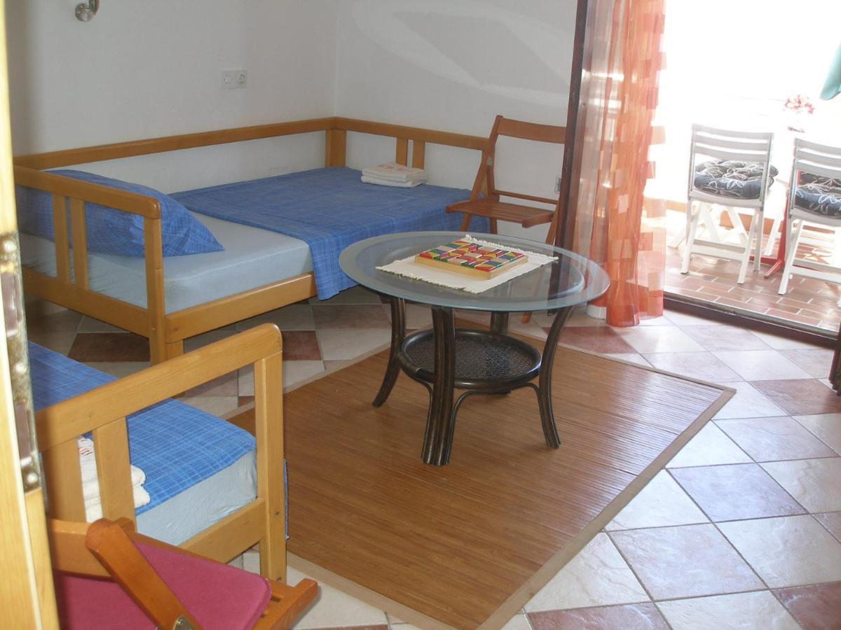 פג Apartment Pepo Pag מראה חיצוני תמונה